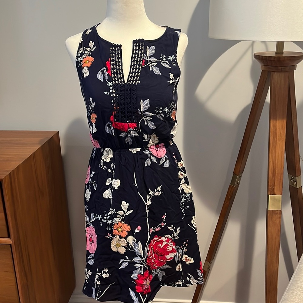 Floral print navy dress by Market &Spruce